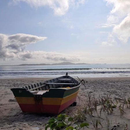 Casarao Pe Na Areia Pero Villa Cabo Frio Bagian luar foto